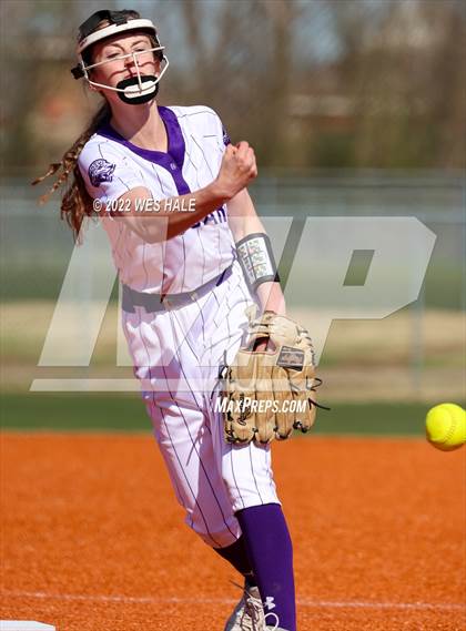 Thumbnail 2 in Center Hill vs DeSoto Central (Morris Hunter Tournament) photogallery.