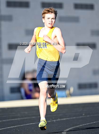 Thumbnail 1 in Muncie Central Duals (1600 Meter) photogallery.