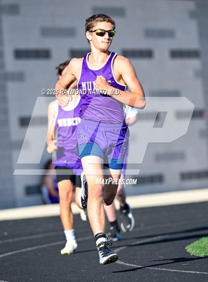 Thumbnail 2 in Muncie Central Duals (1600 Meter) photogallery.