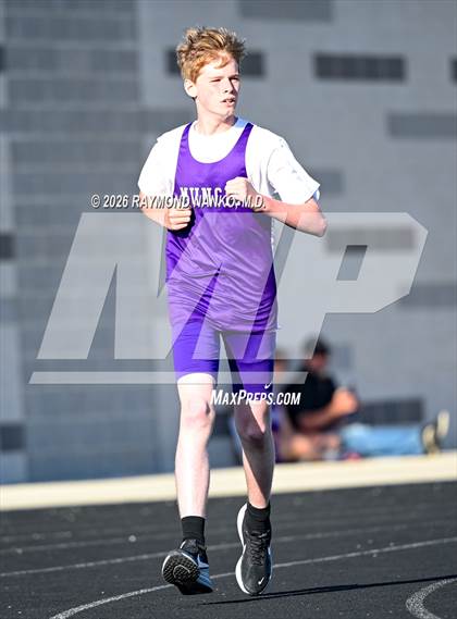 Thumbnail 3 in Muncie Central Duals (1600 Meter) photogallery.
