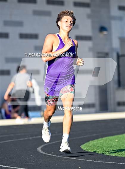 Thumbnail 3 in Muncie Central Duals (1600 Meter) photogallery.