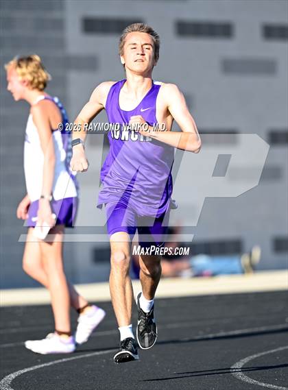 Thumbnail 2 in Muncie Central Duals (1600 Meter) photogallery.
