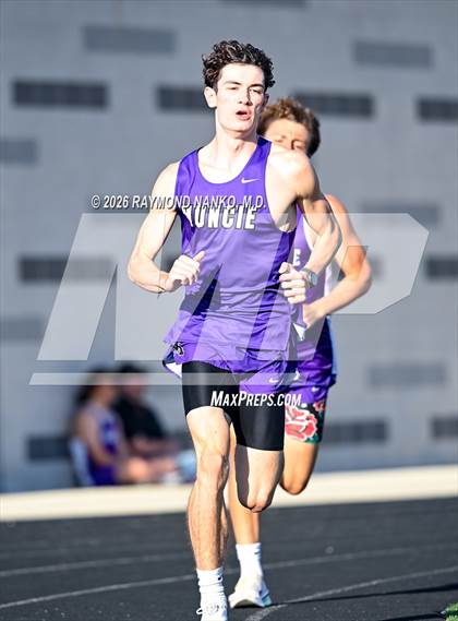 Thumbnail 3 in Muncie Central Duals (1600 Meter) photogallery.