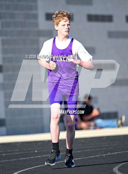 Thumbnail 2 in Muncie Central Duals (1600 Meter) photogallery.