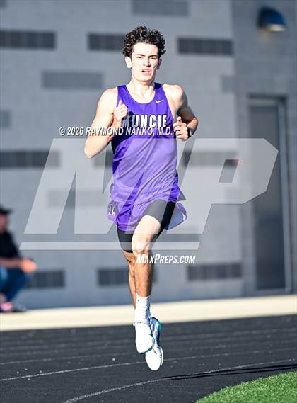 Thumbnail 3 in Muncie Central Duals (1600 Meter) photogallery.