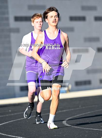 Thumbnail 2 in Muncie Central Duals (1600 Meter) photogallery.