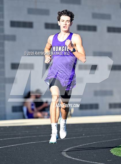 Thumbnail 2 in Muncie Central Duals (1600 Meter) photogallery.