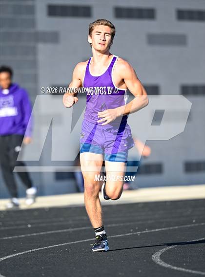 Thumbnail 2 in Muncie Central Duals (1600 Meter) photogallery.