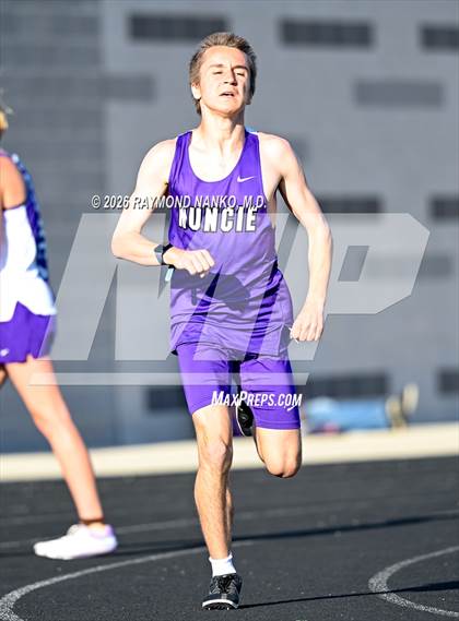Thumbnail 1 in Muncie Central Duals (1600 Meter) photogallery.