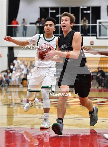 Thumbnail 3 in Nogales vs. Foothill Tech (CIF SS 5AA Final) photogallery.