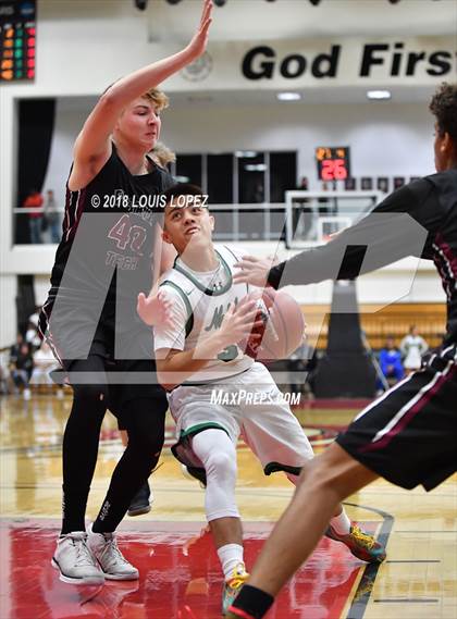Thumbnail 3 in Nogales vs. Foothill Tech (CIF SS 5AA Final) photogallery.
