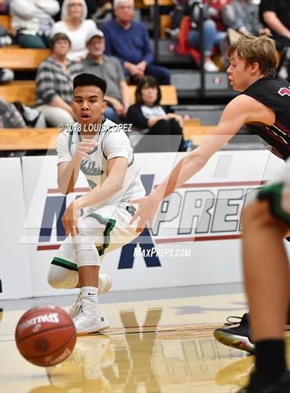 Thumbnail 2 in Nogales vs. Foothill Tech (CIF SS 5AA Final) photogallery.