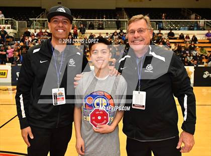 Thumbnail 3 in Nogales vs. Foothill Tech (CIF SS 5AA Final) photogallery.