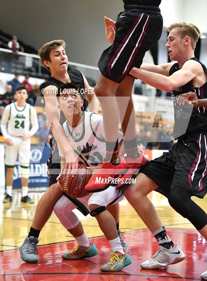 Thumbnail 3 in Nogales vs. Foothill Tech (CIF SS 5AA Final) photogallery.