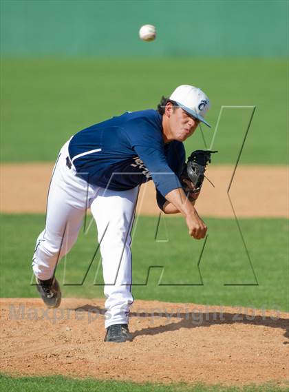 Thumbnail 1 in Carroll vs Taft (UIL 5A Region IV  Bi-District Playoff) photogallery.