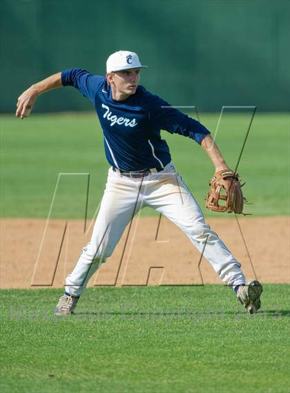 Thumbnail 3 in Carroll vs Taft (UIL 5A Region IV  Bi-District Playoff) photogallery.