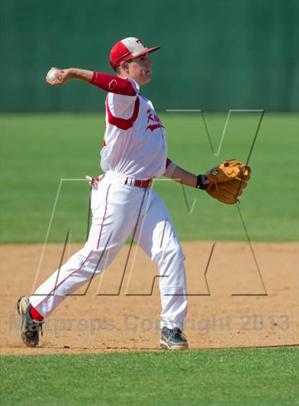 Thumbnail 1 in Carroll vs Taft (UIL 5A Region IV  Bi-District Playoff) photogallery.