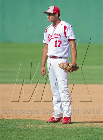Thumbnail 3 in Carroll vs Taft (UIL 5A Region IV  Bi-District Playoff) photogallery.