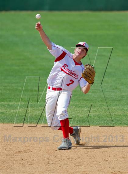 Thumbnail 2 in Carroll vs Taft (UIL 5A Region IV  Bi-District Playoff) photogallery.