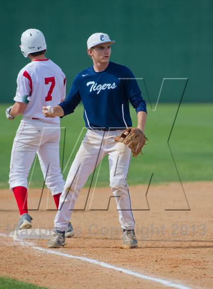 Thumbnail 1 in Carroll vs Taft (UIL 5A Region IV  Bi-District Playoff) photogallery.
