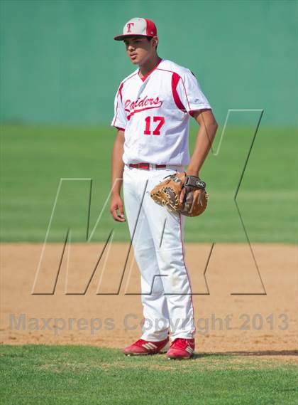 Thumbnail 1 in Carroll vs Taft (UIL 5A Region IV  Bi-District Playoff) photogallery.