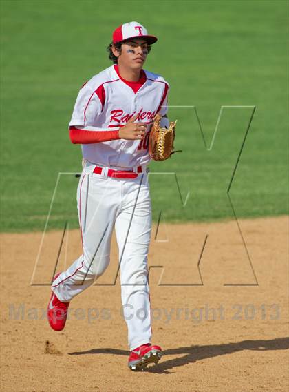 Thumbnail 3 in Carroll vs Taft (UIL 5A Region IV  Bi-District Playoff) photogallery.
