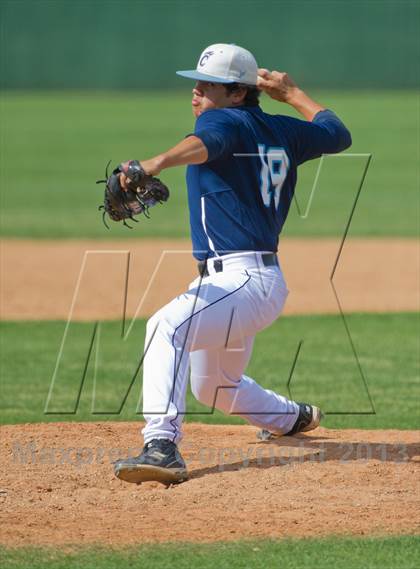 Thumbnail 2 in Carroll vs Taft (UIL 5A Region IV  Bi-District Playoff) photogallery.