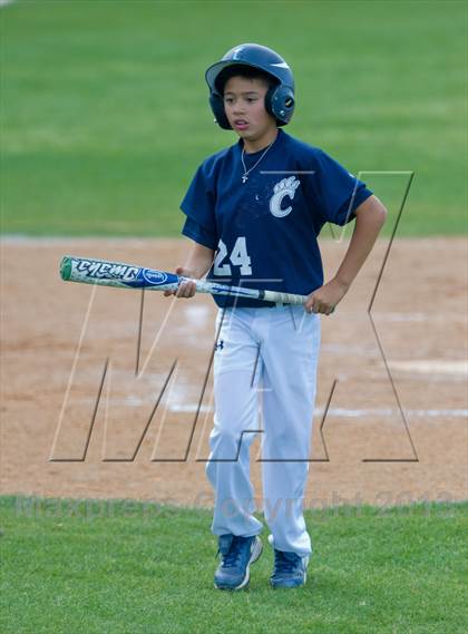 Thumbnail 2 in Carroll vs Taft (UIL 5A Region IV  Bi-District Playoff) photogallery.