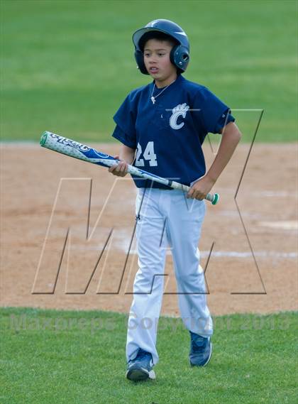 Thumbnail 3 in Carroll vs Taft (UIL 5A Region IV  Bi-District Playoff) photogallery.