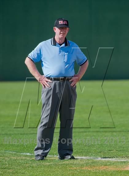 Thumbnail 3 in Carroll vs Taft (UIL 5A Region IV  Bi-District Playoff) photogallery.