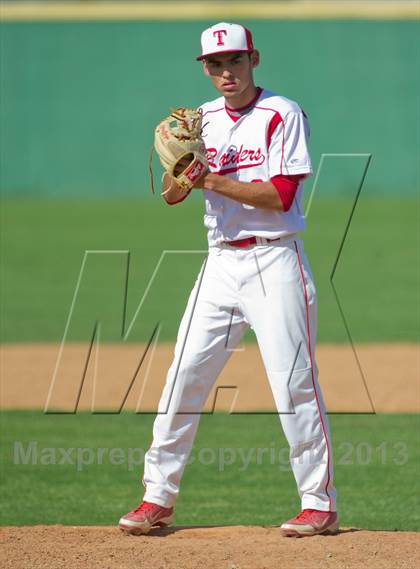 Thumbnail 1 in Carroll vs Taft (UIL 5A Region IV  Bi-District Playoff) photogallery.