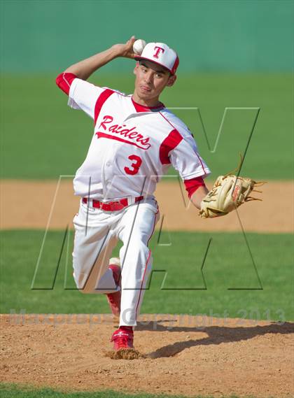 Thumbnail 2 in Carroll vs Taft (UIL 5A Region IV  Bi-District Playoff) photogallery.