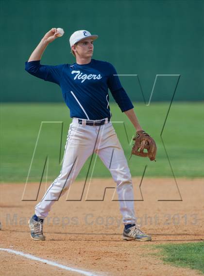 Thumbnail 3 in Carroll vs Taft (UIL 5A Region IV  Bi-District Playoff) photogallery.