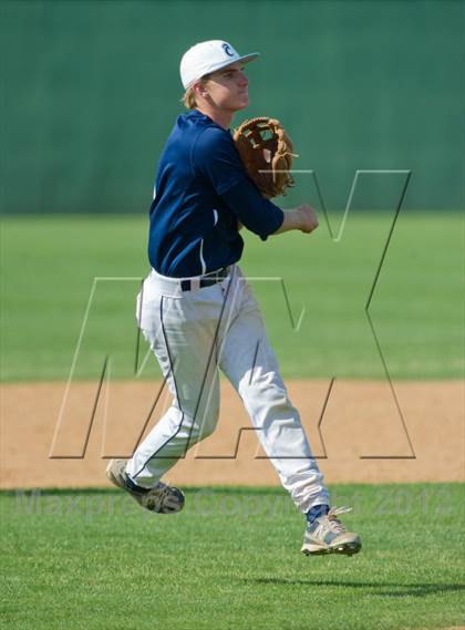 Thumbnail 1 in Carroll vs Taft (UIL 5A Region IV  Bi-District Playoff) photogallery.
