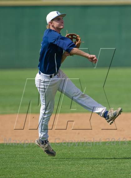 Thumbnail 1 in Carroll vs Taft (UIL 5A Region IV  Bi-District Playoff) photogallery.