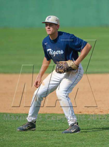 Thumbnail 2 in Carroll vs Taft (UIL 5A Region IV  Bi-District Playoff) photogallery.