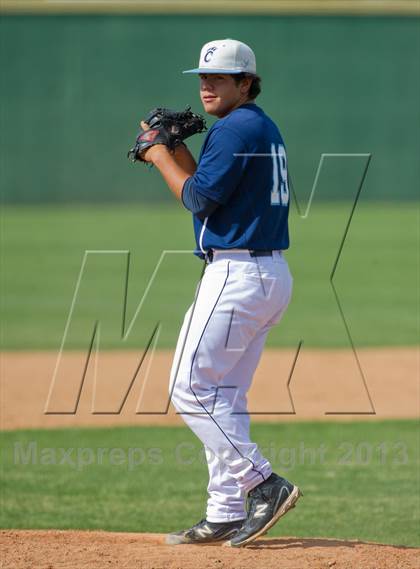Thumbnail 1 in Carroll vs Taft (UIL 5A Region IV  Bi-District Playoff) photogallery.