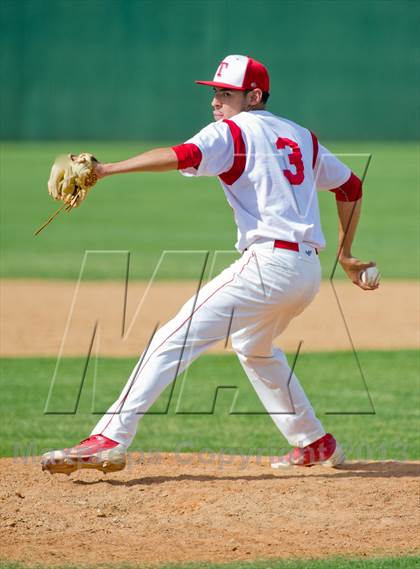 Thumbnail 1 in Carroll vs Taft (UIL 5A Region IV  Bi-District Playoff) photogallery.