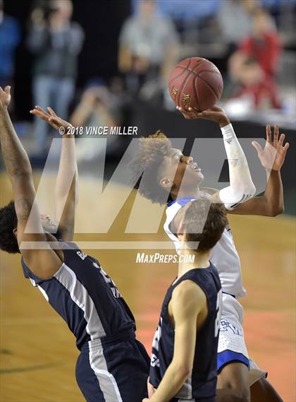 Thumbnail 3 in Gonzaga Prep vs. Federal Way (WIAA 4A Final) photogallery.