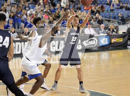 Thumbnail 3 in Gonzaga Prep vs. Federal Way (WIAA 4A Final) photogallery.