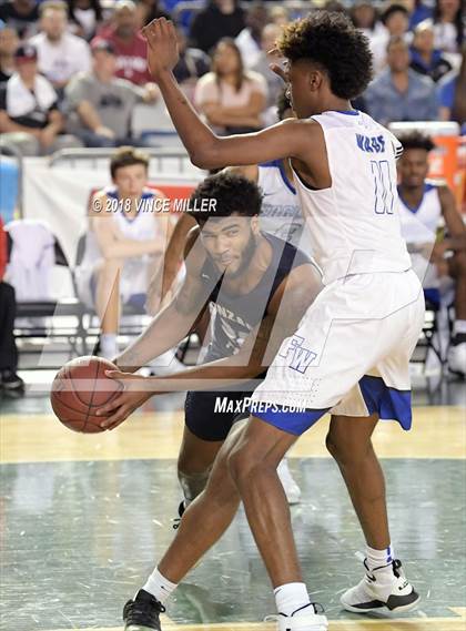 Thumbnail 1 in Gonzaga Prep vs. Federal Way (WIAA 4A Final) photogallery.