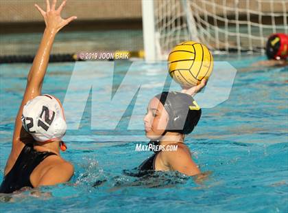 Thumbnail 3 in Mountain View vs Woodside (Amanda Mac Invitational) photogallery.