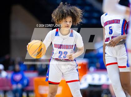 Thumbnail 1 in Greenforest vs Montgomery County (GHSA A Div.2 State Championship) photogallery.