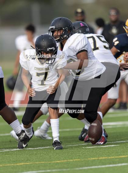 Thumbnail 3 in Cypress Ranch vs Cypress Park (B Teams) photogallery.