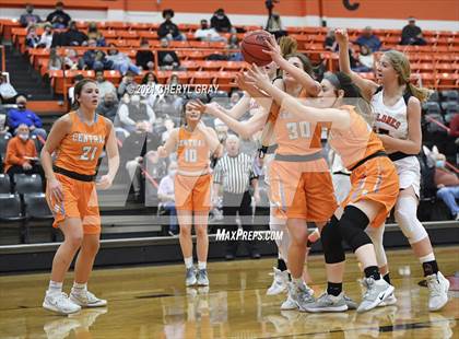 Thumbnail 1 in Sullivan Central @ Elizabethton (TSSAA 1-AA District Semifinal) photogallery.