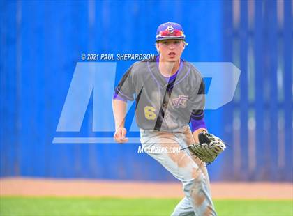 Thumbnail 2 in Chatfield vs. Fort Collins (CHSAA 5A State Quarter Finals) photogallery.