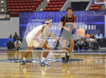 Thumbnail 2 in Columbus vs. Seminole (FHSAA 7A Semifinal) photogallery.