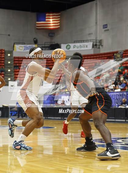 Thumbnail 2 in Columbus vs. Seminole (FHSAA 7A Semifinal) photogallery.