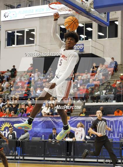 Thumbnail 1 in Columbus vs. Seminole (FHSAA 7A Semifinal) photogallery.