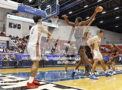 Thumbnail 2 in Columbus vs. Seminole (FHSAA 7A Semifinal) photogallery.